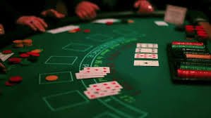 Ilustrasi keamanan data dan privasi pengguna pada platform hiburansport dan kasino opelgaming